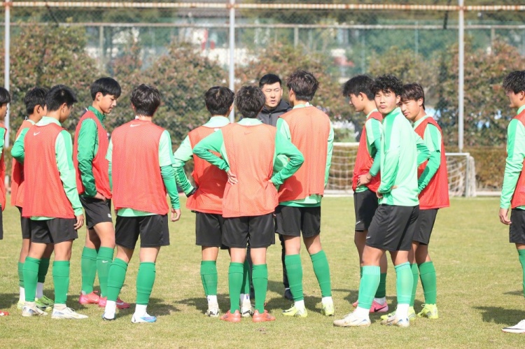  浙江U18、U16兩隊已前往日本橫濱和琦玉，進(jìn)行為期約10天的拉練