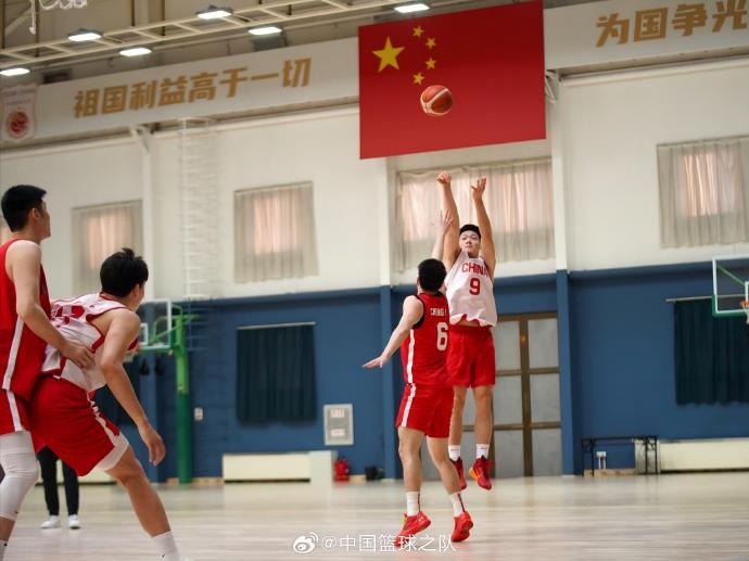  對抗訓練繼續！中國男籃最新訓練圖集新鮮出爐