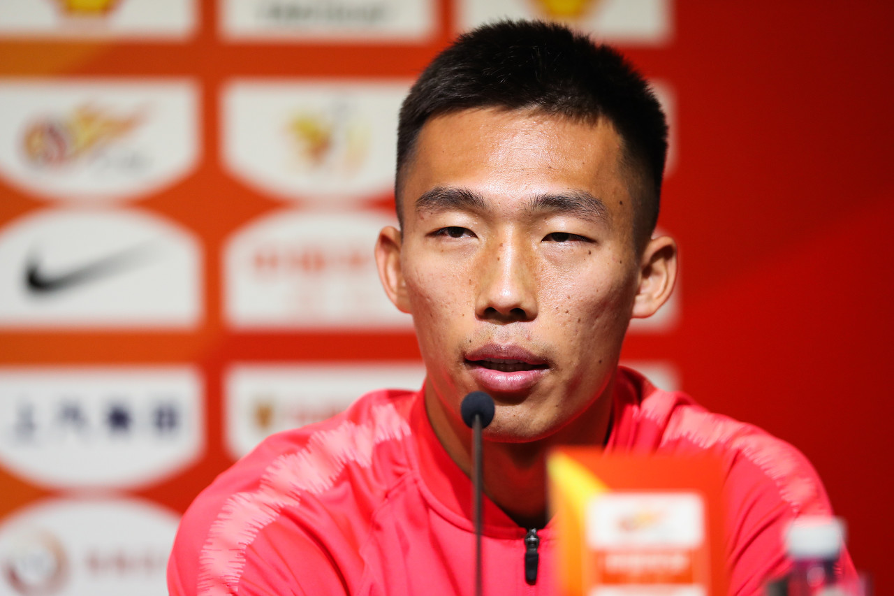 東體：劉小龍已前往西海岸報到 大連方面一直對劉祝潤、賀慣有意