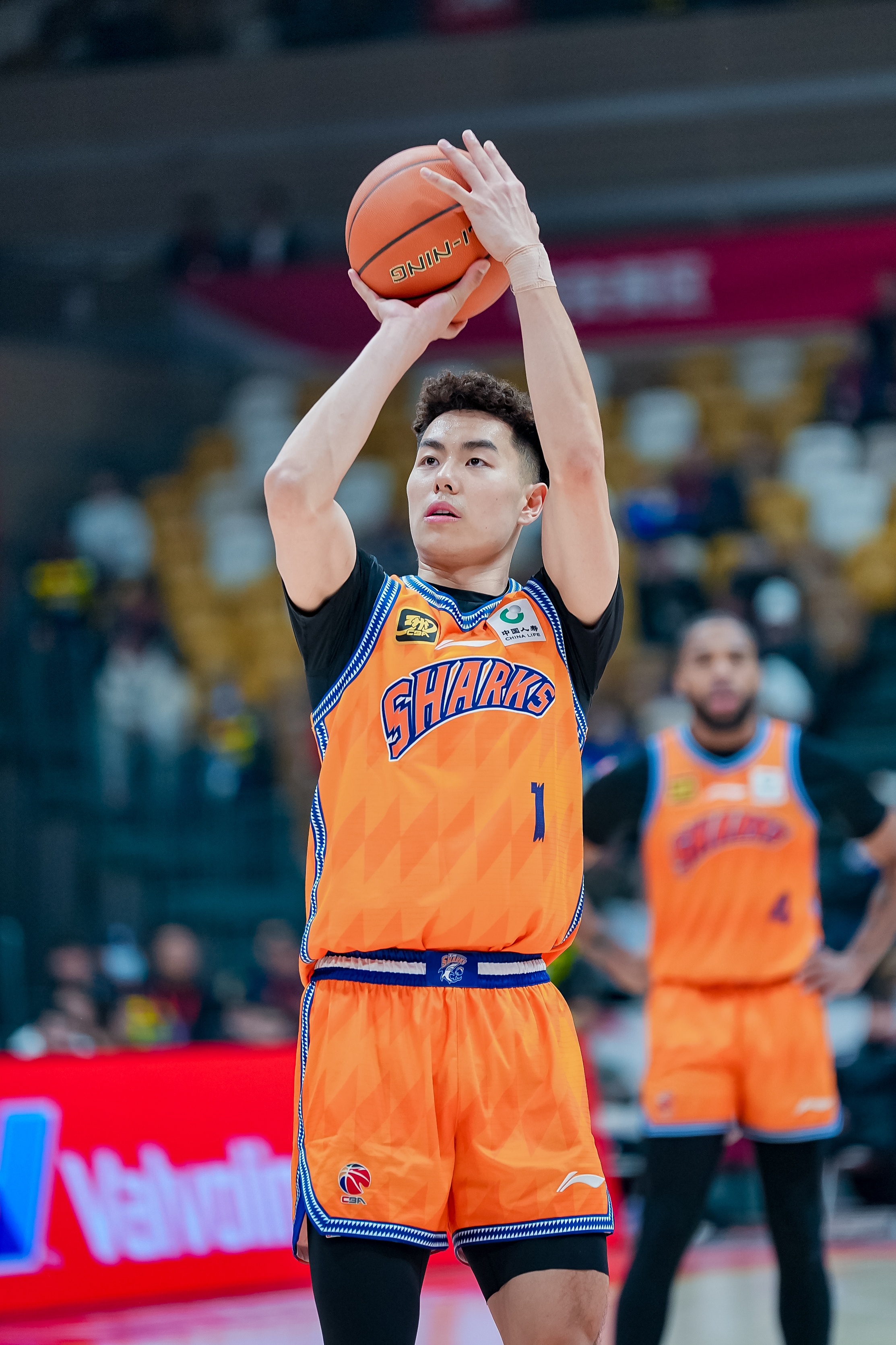  相當高效！李添榮10中7&三分7中4拿全隊并列最高18分